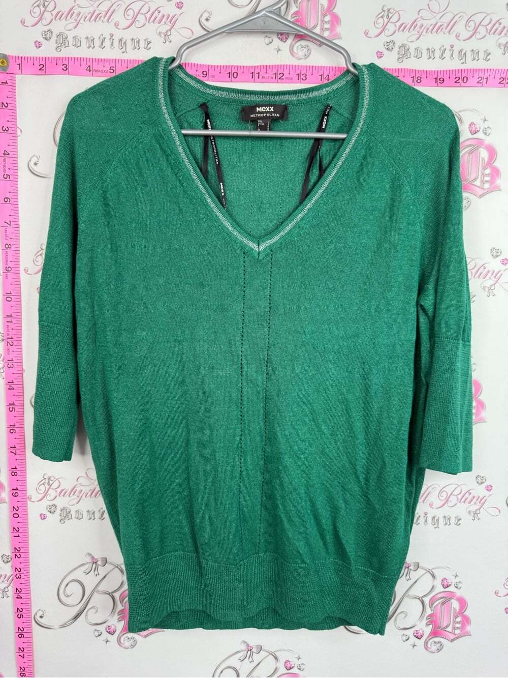 Mexx Women's Green V-Neck Short Sleeve Sweater